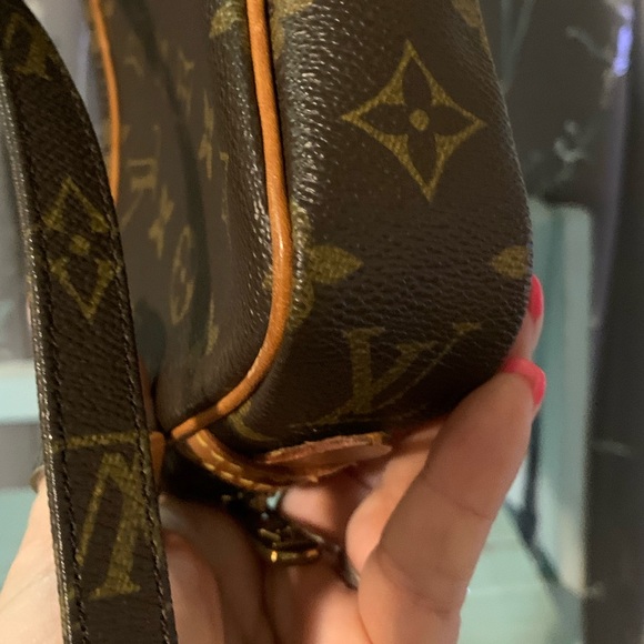 Louis Vuitton vintage Monogram Pochette Marly Bandouliere - Picture 8 of 16